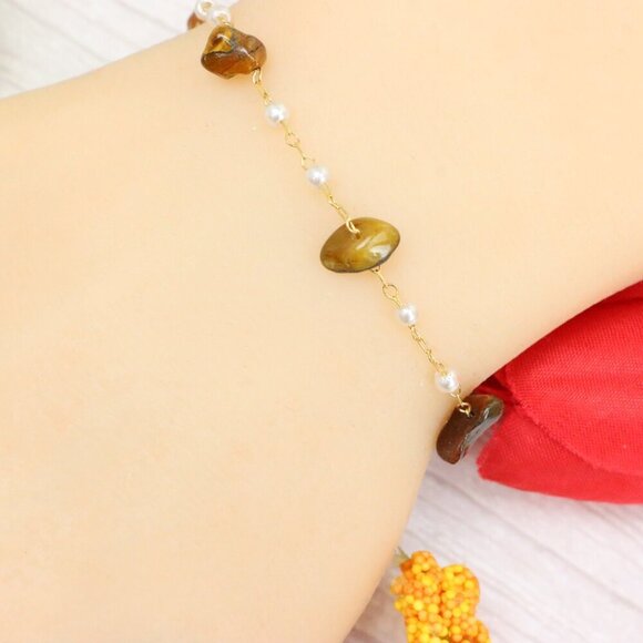 "Trendy Handmade Bracelet – A Thoughtful Gift for Girls & Women | UNVRC1668 - Picture 1 of 10